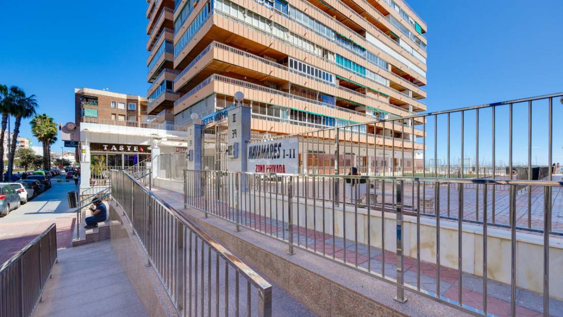 Venta - Apartment - Torrevieja - Torrevieja Centro