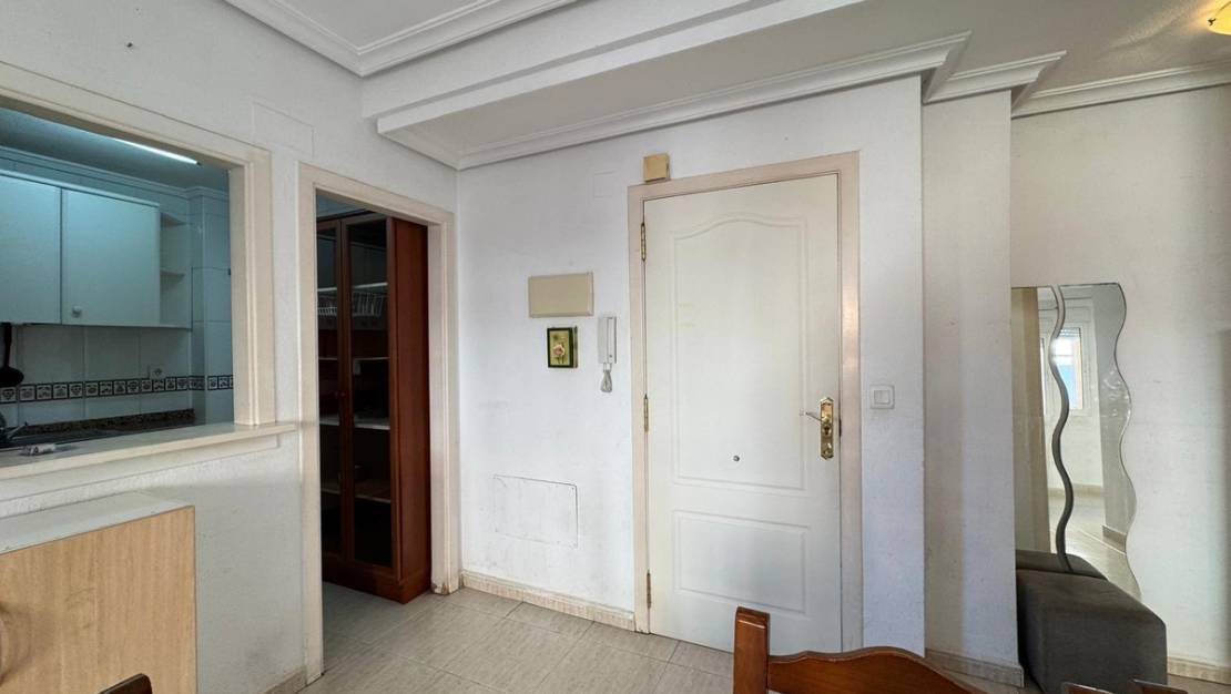 Venta - Apartment - Torrevieja - Torrevieja Centro