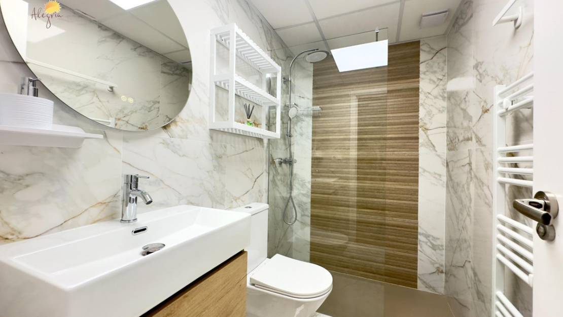 Venta - Apartment - Torrevieja - Torrevieja Centro