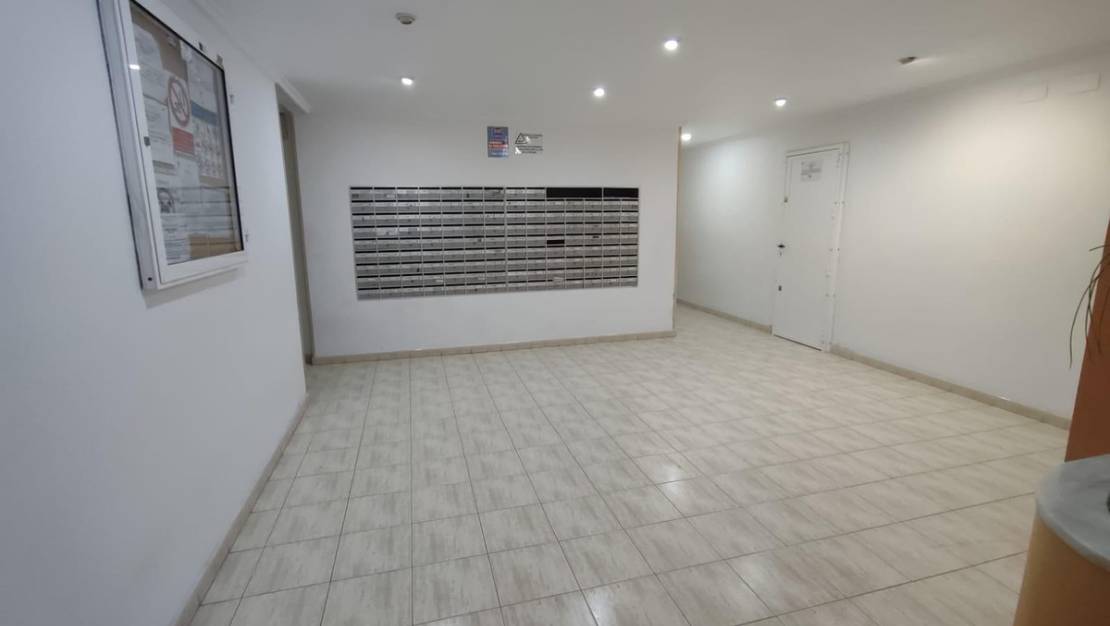 Venta - Apartment - Torrevieja - Torrevieja Centro