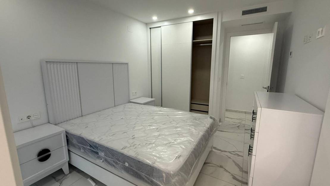 Venta - Apartment - Torrevieja - Torrevieja Centro