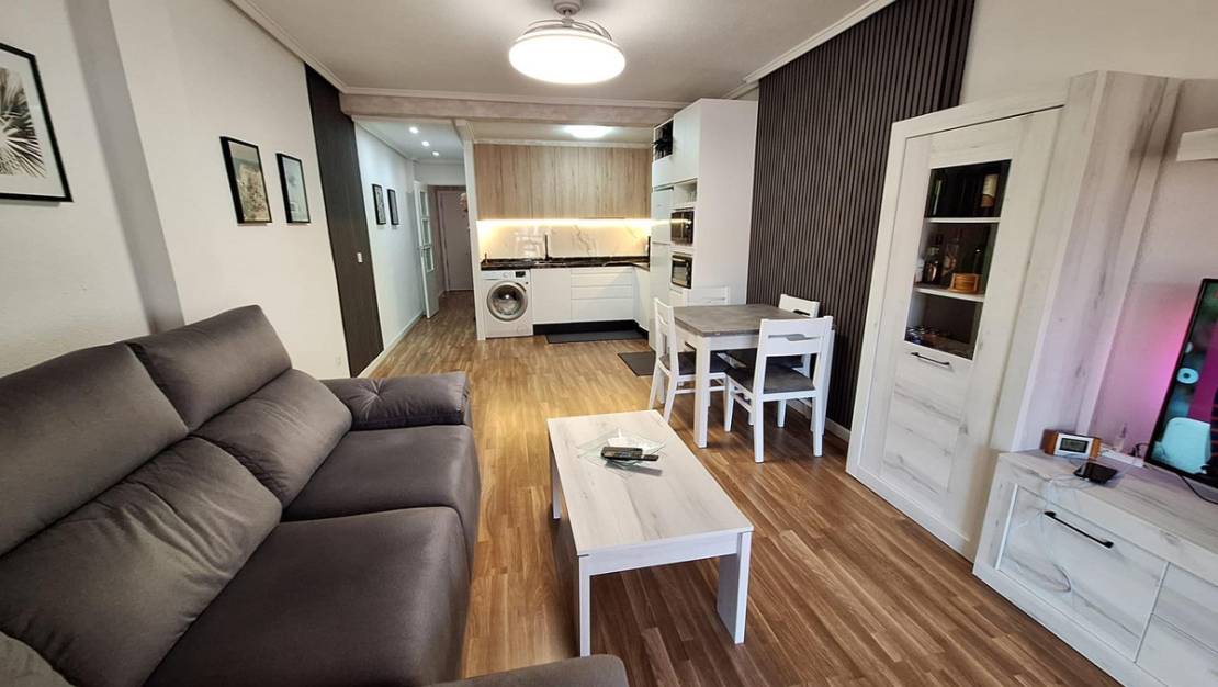 Venta - Apartment - Torrevieja - Torrevieja Centro