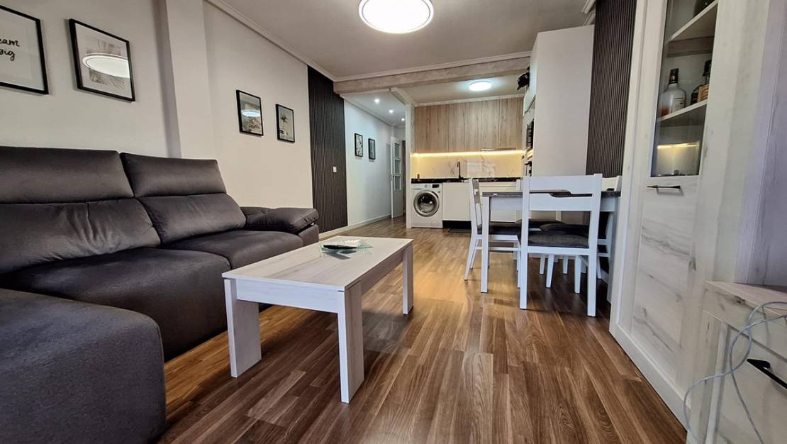 Venta - Apartment - Torrevieja - Torrevieja Centro