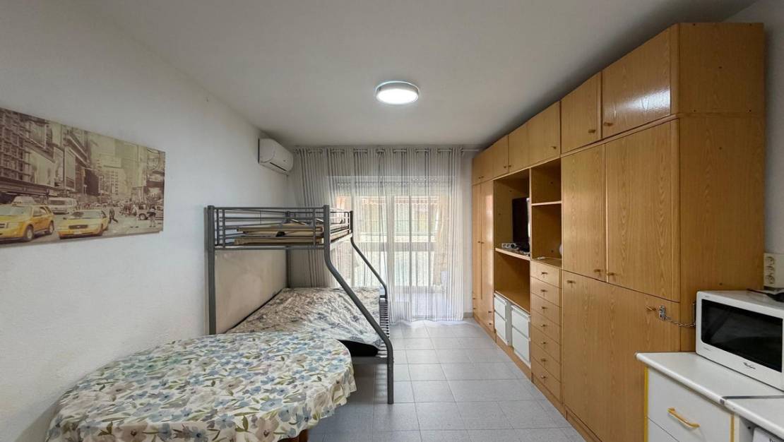 Venta - Apartment - Torrevieja - Torrevieja Centro