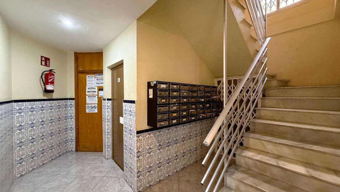 Venta - Apartment - Torrevieja - Torrevieja Centro