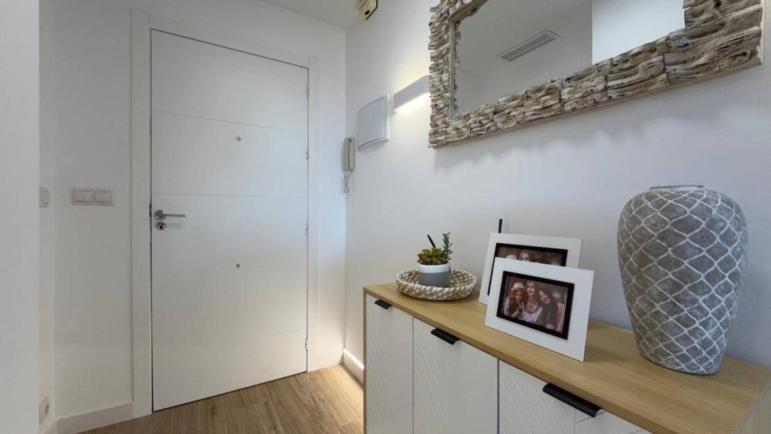 Venta - Apartment - Torrevieja - Torrevieja Centro