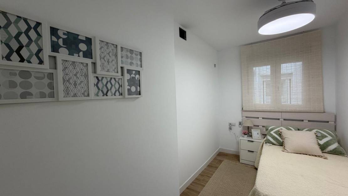 Venta - Apartment - Torrevieja - Torrevieja Centro