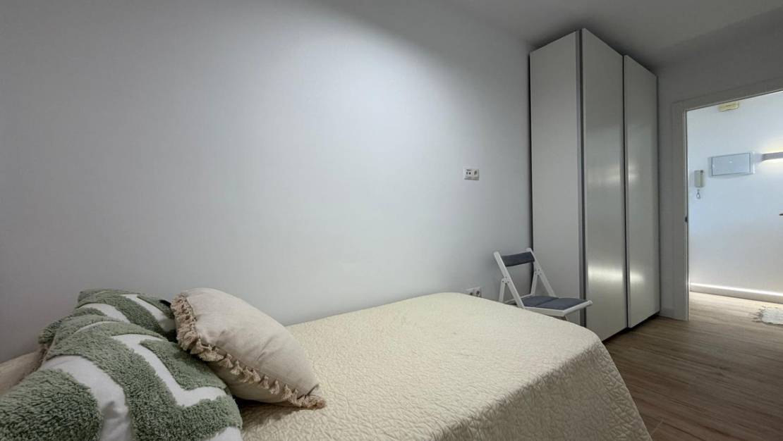 Venta - Apartment - Torrevieja - Torrevieja Centro