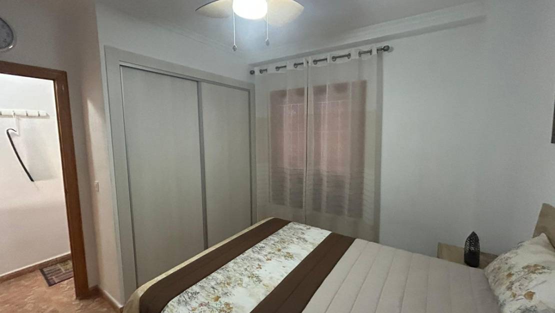 Venta - Apartment - Torrevieja - Torrevieja Centro