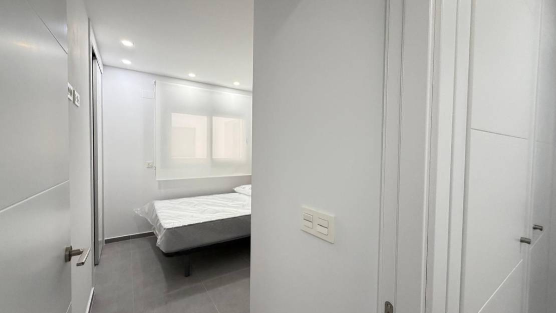 Venta - Apartment - Torrevieja - Torrevieja Centro