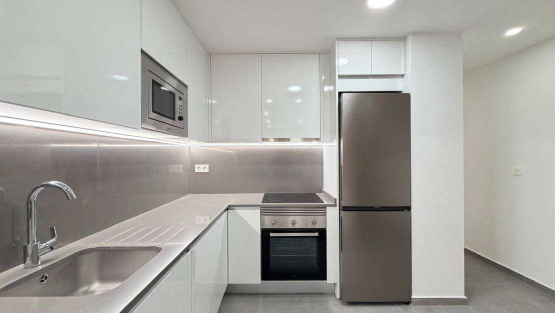 Venta - Apartment - Torrevieja - Torrevieja Centro