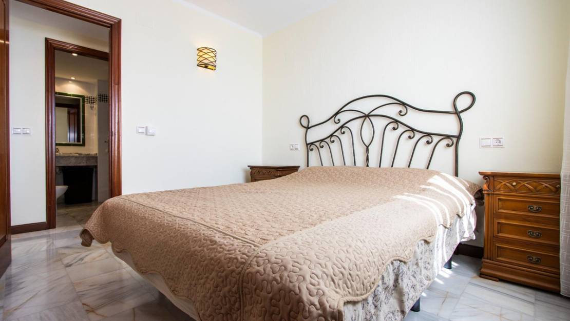 Venta - Apartment - Torrevieja - Torrevieja Centro