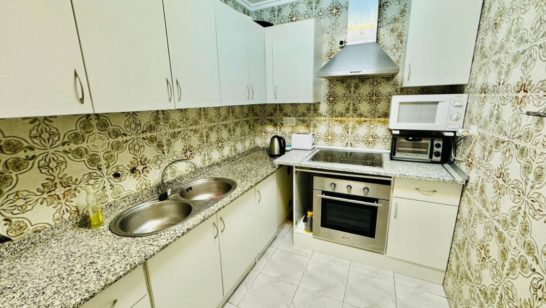 Venta - Apartment - Torrevieja - Torrevieja Centro