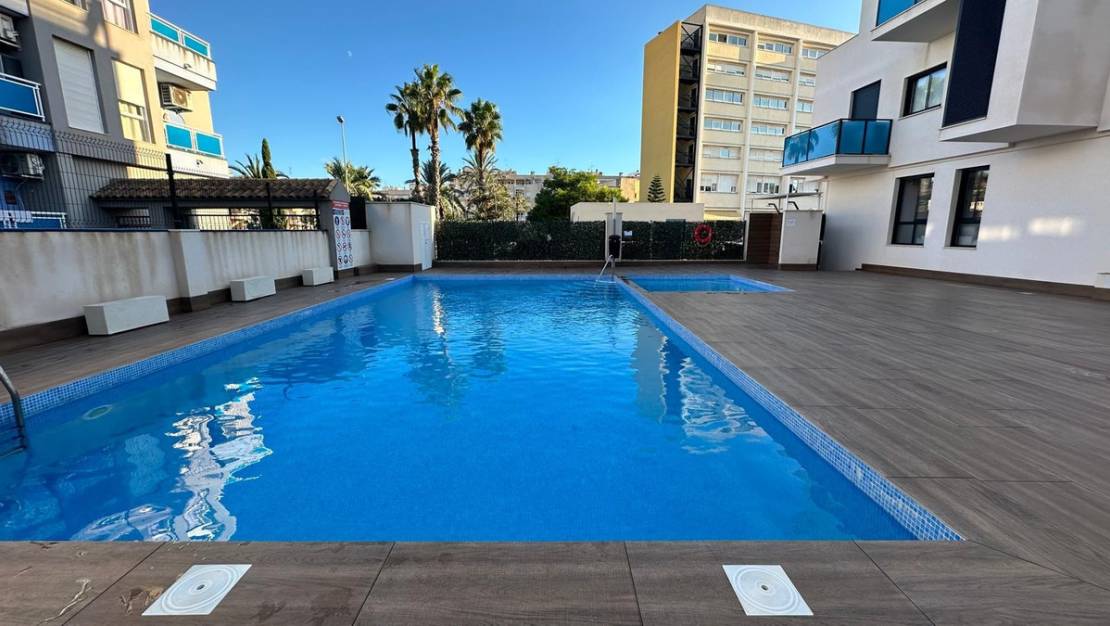 Venta - Apartment - Torrevieja - Torrevieja Centro