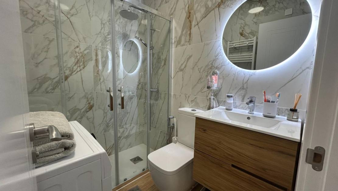 Venta - Apartment - Torrevieja - Torrevieja Centro