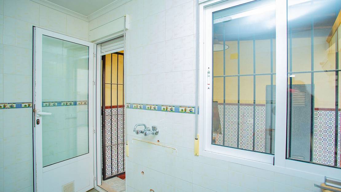 Venta - Apartment - Torrevieja - Torrevieja Centro