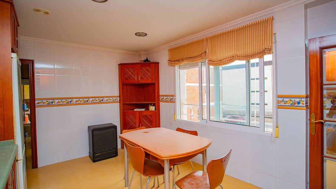 Venta - Apartment - Torrevieja - Torrevieja Centro
