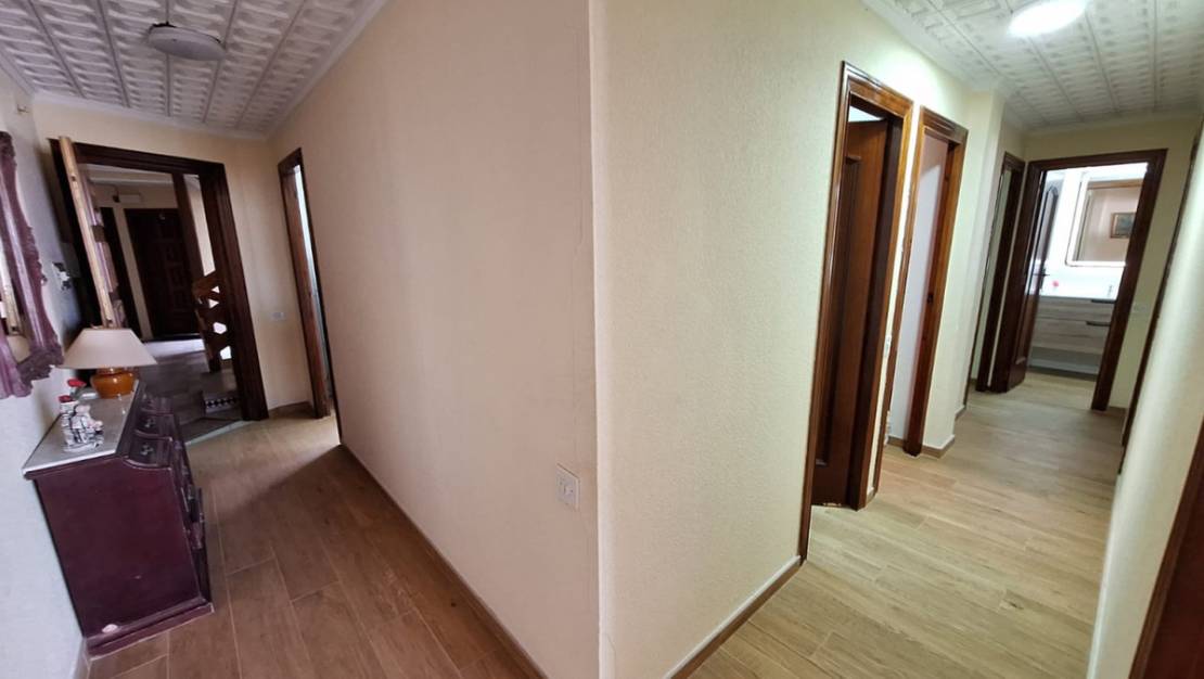 Venta - Apartment - Torrevieja - Torrevieja Centro
