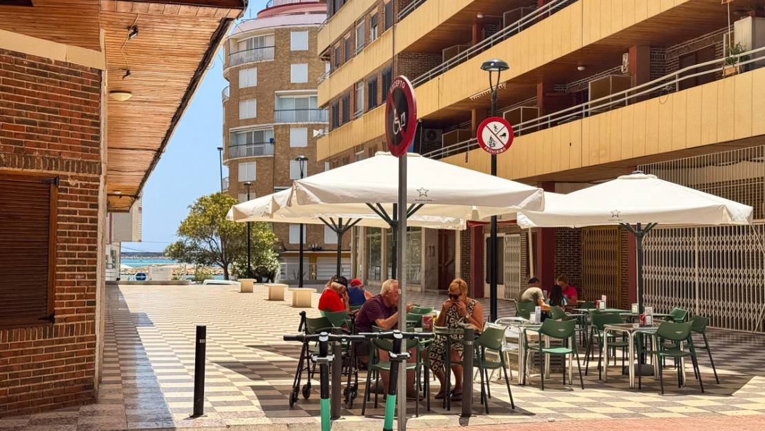 Venta - Apartment - Torrevieja - Torrevieja Centro