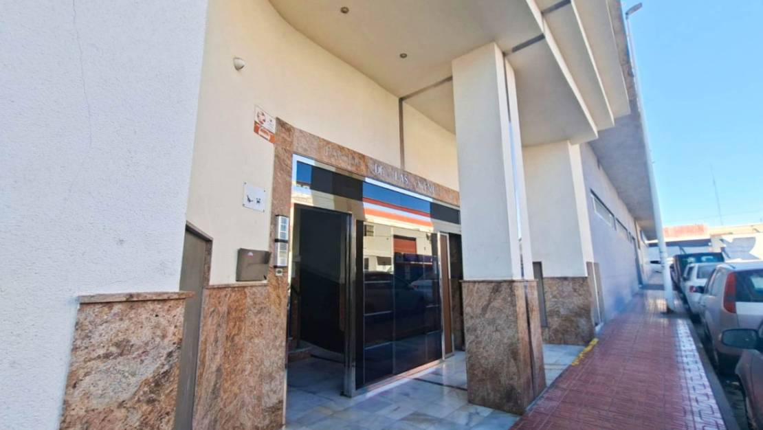 Venta - Apartment - Torrevieja - Torrevieja Centro