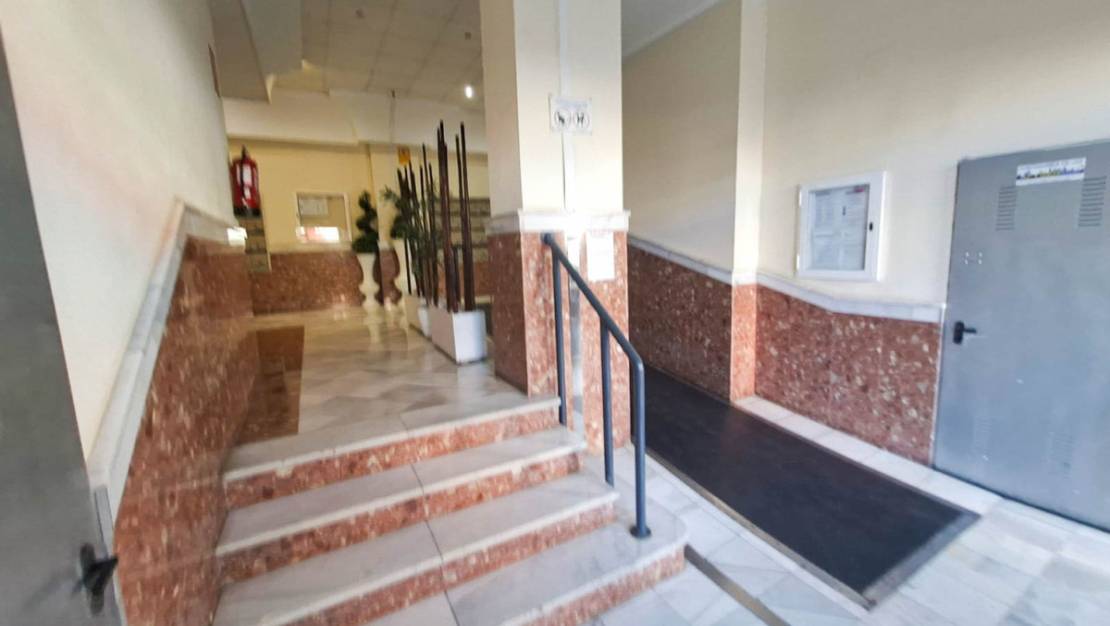 Venta - Apartment - Torrevieja - Torrevieja Centro