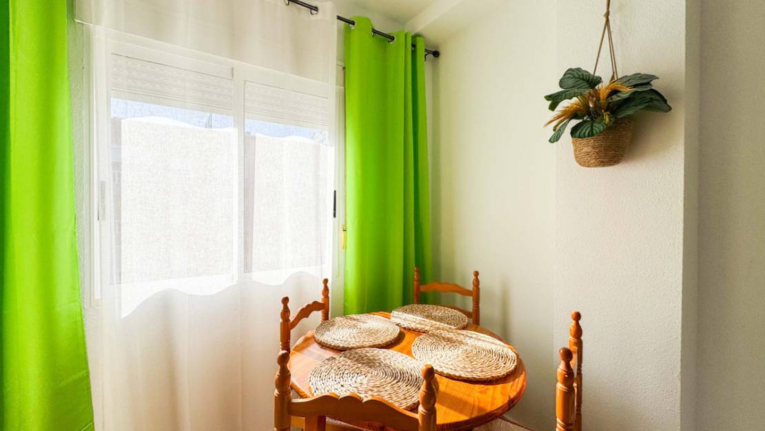 Venta - Apartment - Torrevieja - Torrevieja Centro