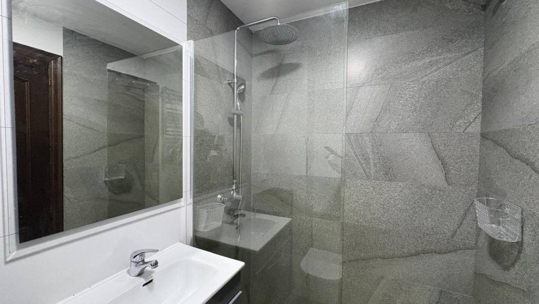 Venta - Apartment - Torrevieja - Torrevieja Centro