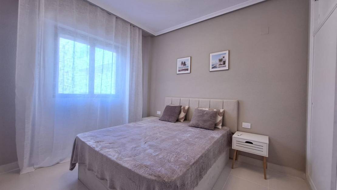 Venta - Apartment - Torrevieja - Torrevieja Centro