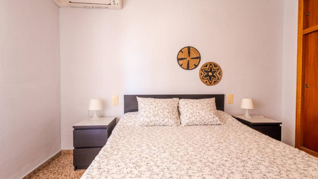 Venta - Apartment - Torrevieja - Torrevieja Centro