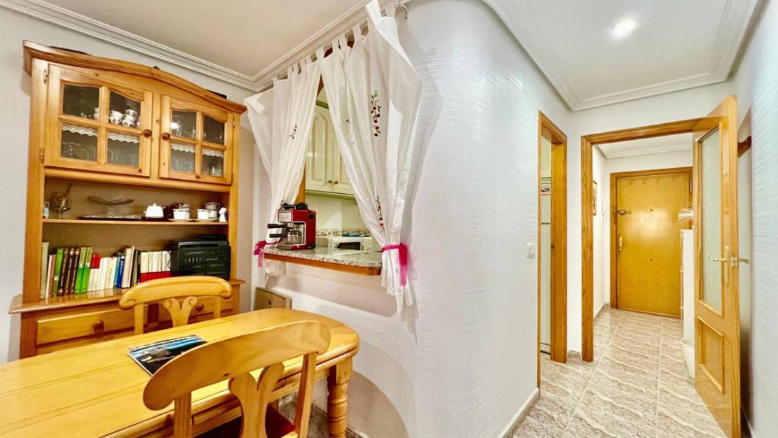 Venta - Apartment - Torrevieja - Torrevieja Centro