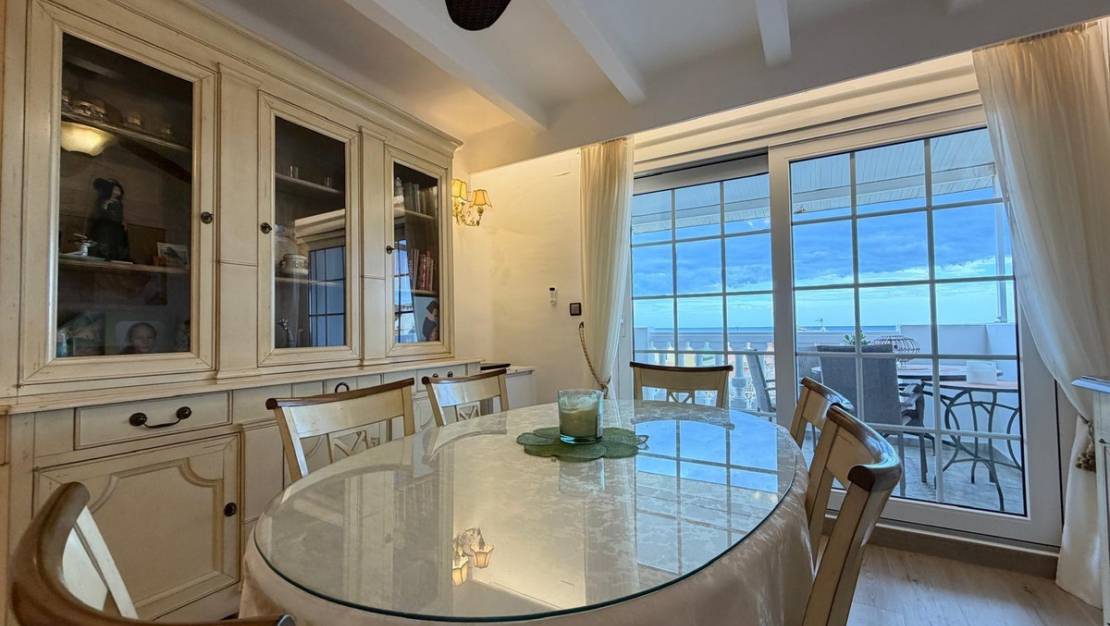 Venta - Apartment - Torrevieja - Torrevieja Centro