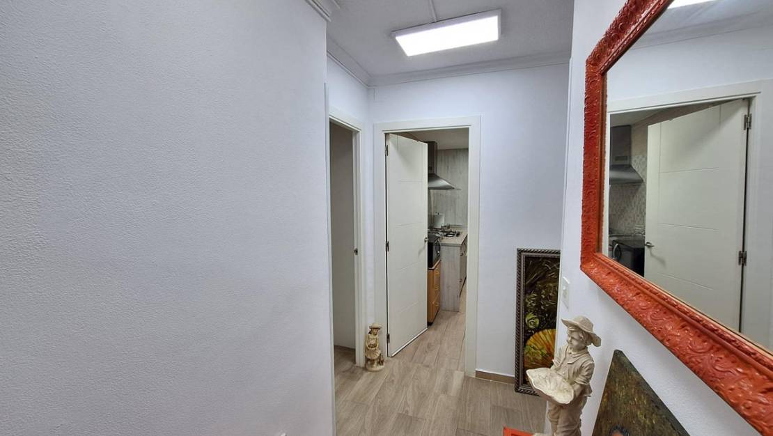 Venta - Apartment - Torrevieja - Torrevieja Centro