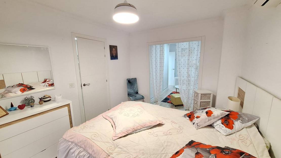 Venta - Apartment - Torrevieja - Torrevieja Centro