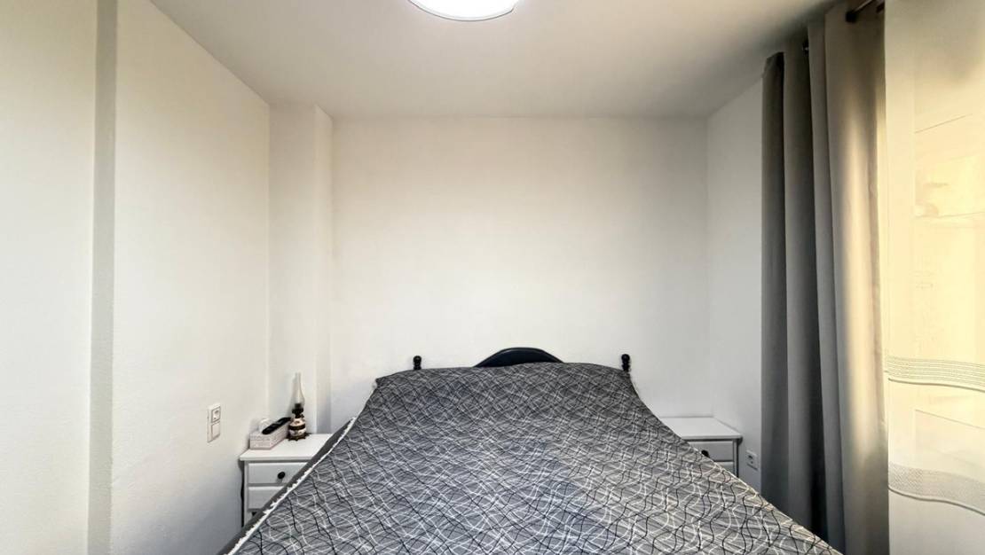 Venta - Apartment - Torrevieja - Torrevieja Centro