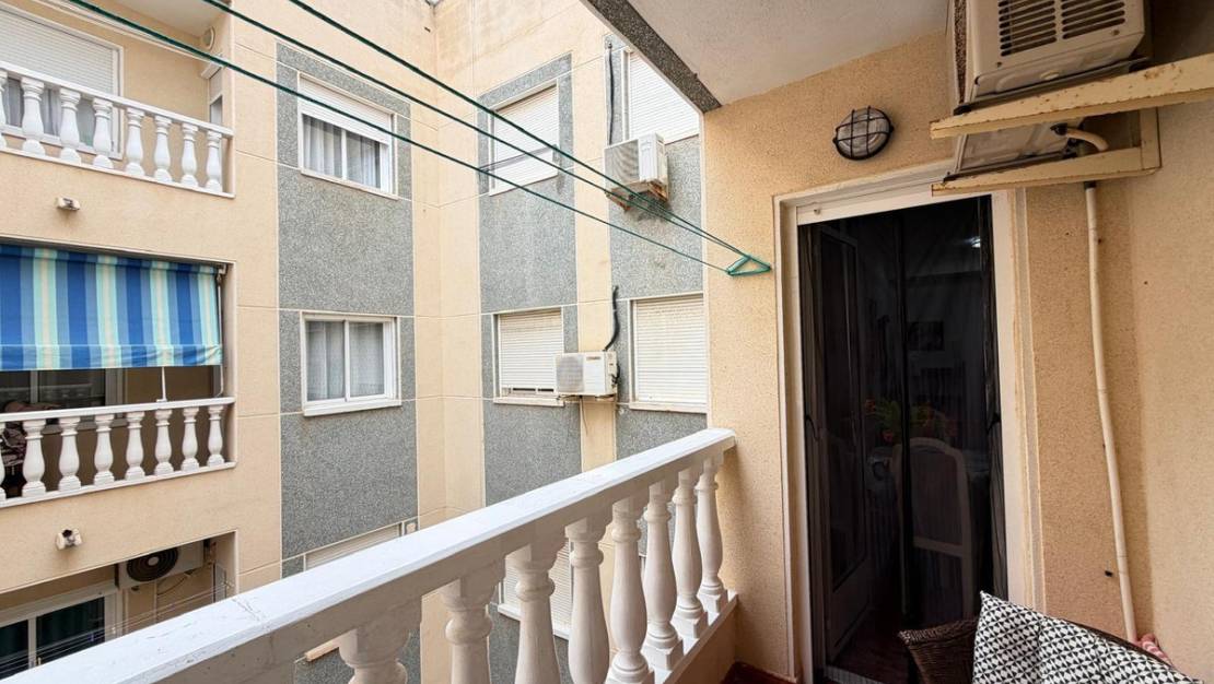 Venta - Apartment - Torrevieja - Torrevieja Centro