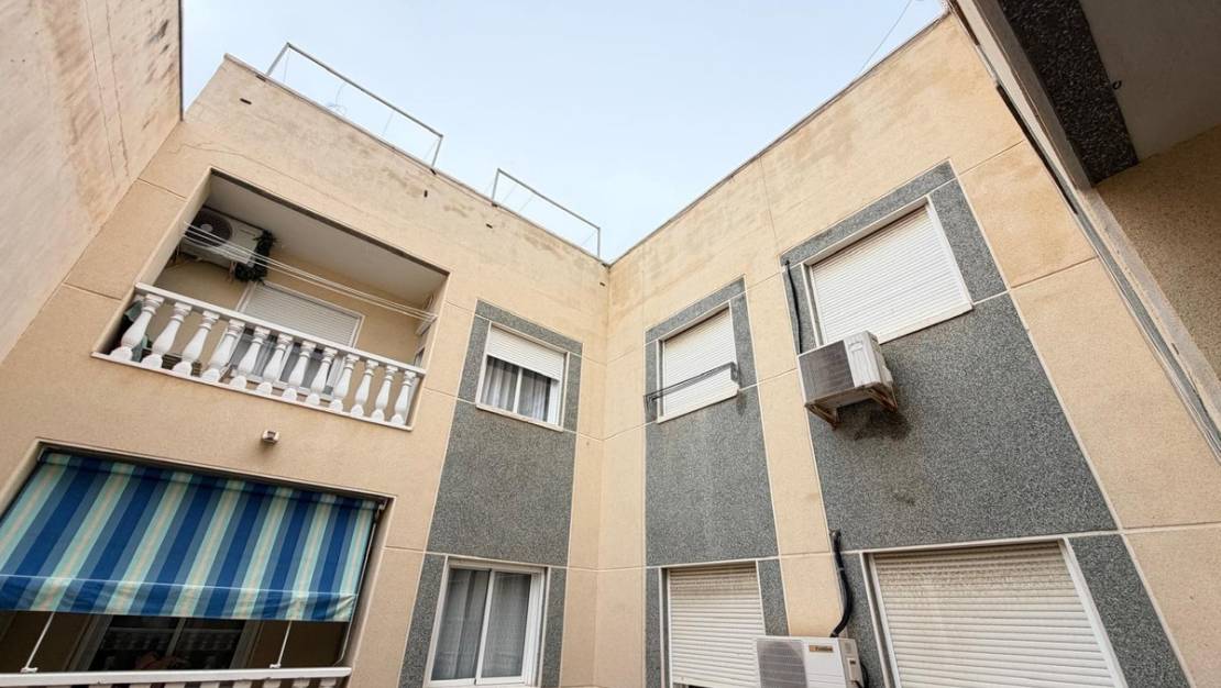 Venta - Apartment - Torrevieja - Torrevieja Centro