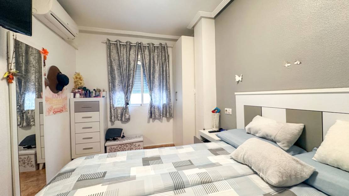 Venta - Apartment - Torrevieja - Torrevieja Centro