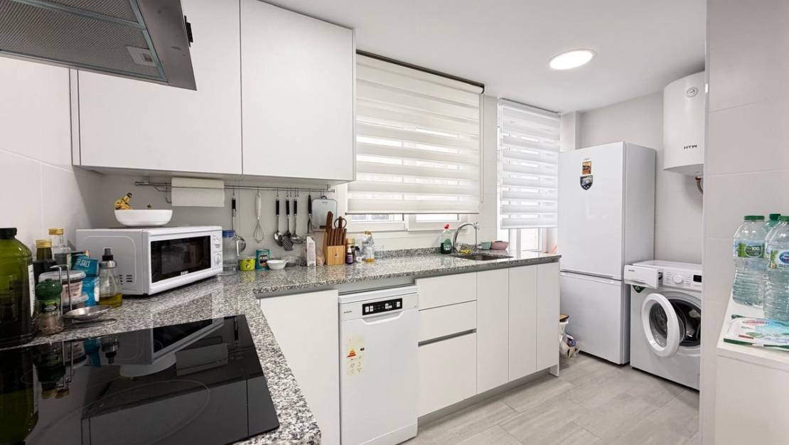 Venta - Apartment - Torrevieja - Torrevieja Centro