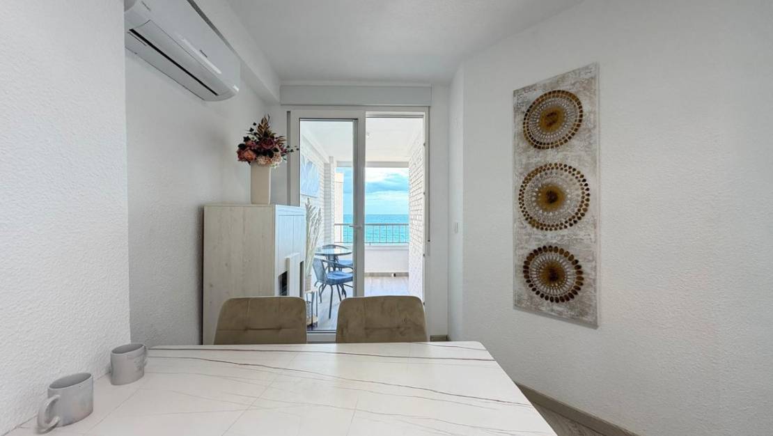 Venta - Apartment - Torrevieja - Torrevieja Centro