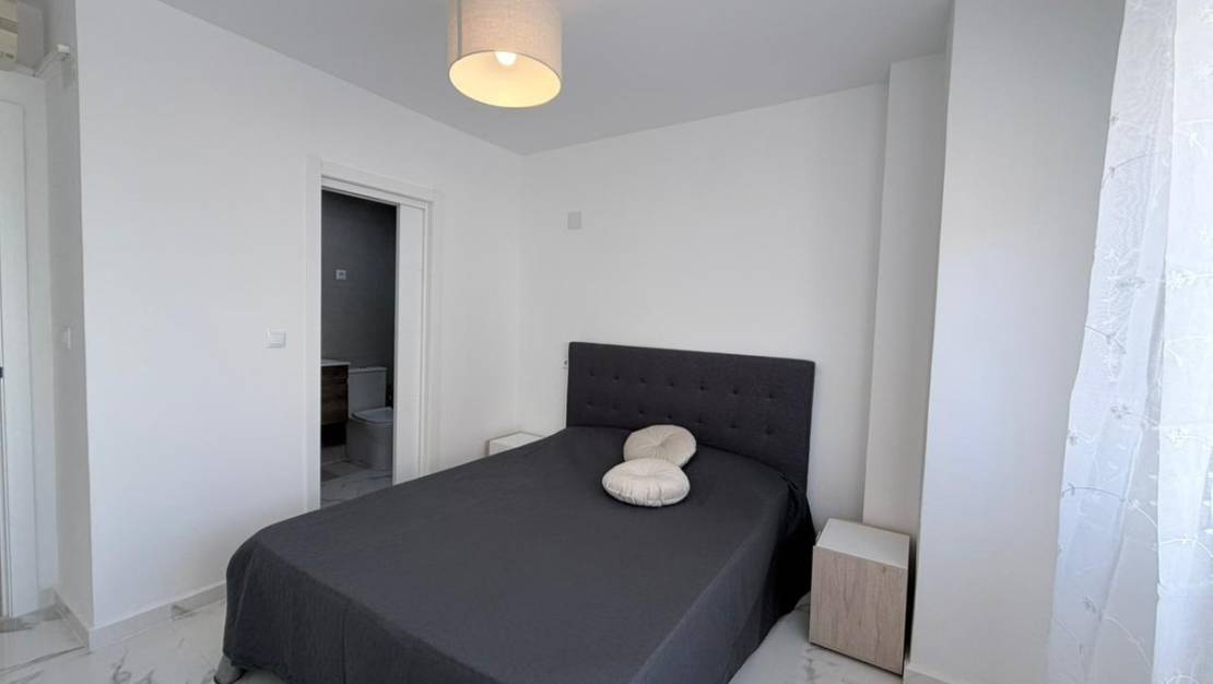 Venta - Apartment - Torrevieja - Torrevieja Centro