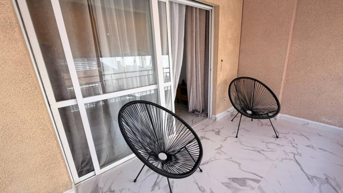 Venta - Apartment - Torrevieja - Torrevieja Centro