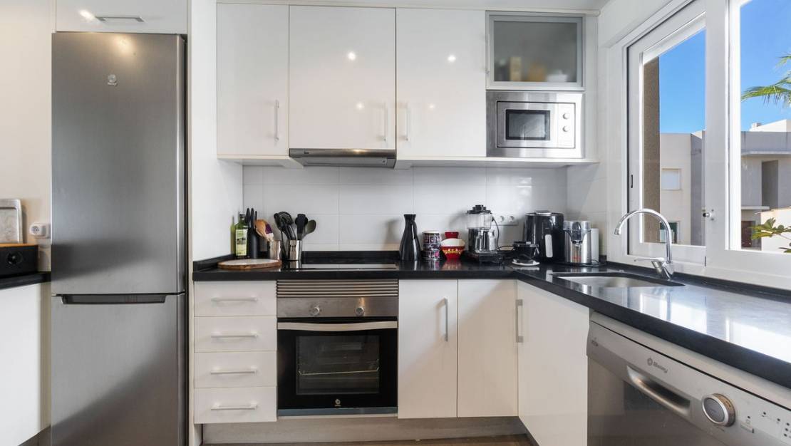 Venta - Apartment - Torrevieja - Torrevieja Centro