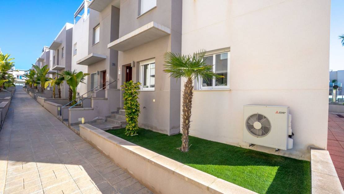 Venta - Apartment - Torrevieja - Torrevieja Centro
