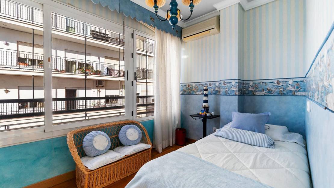 Venta - Apartment - Torrevieja - Torrevieja Centro