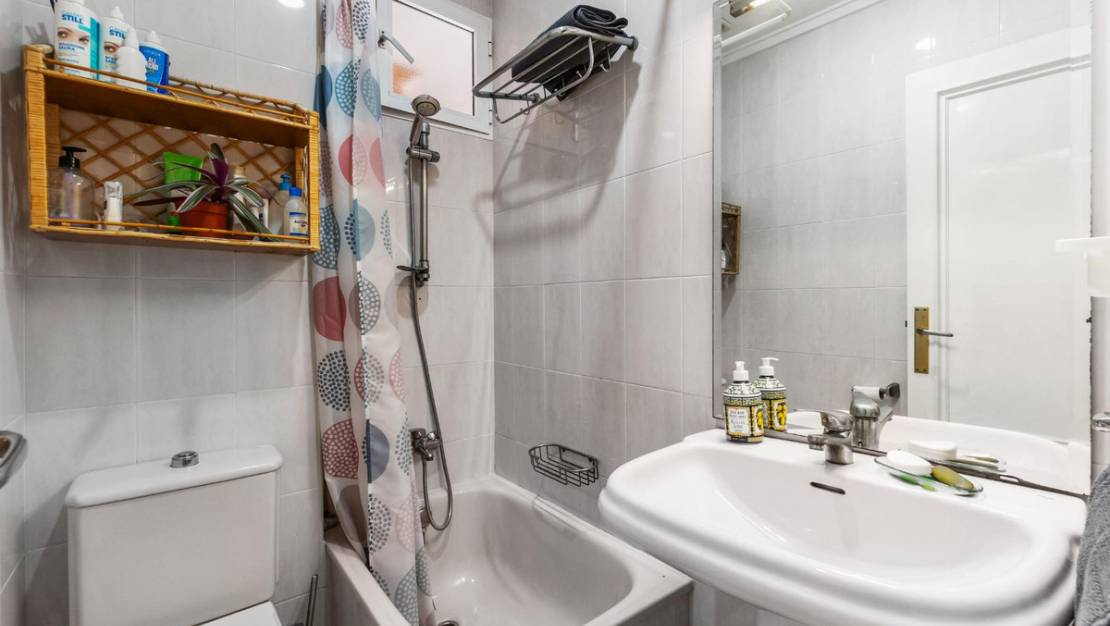 Venta - Apartment - Torrevieja - Torrevieja Centro