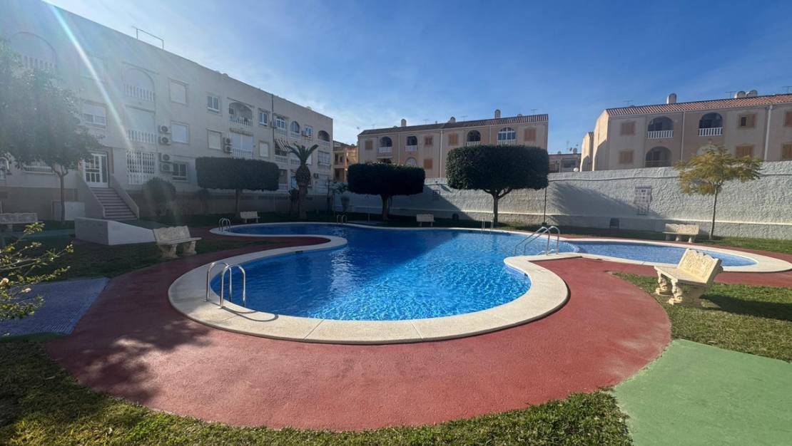 Venta - Apartment - Torrevieja - Torrevieja Centro