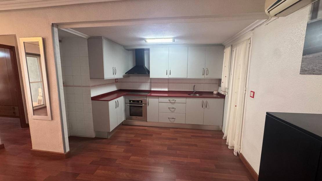 Venta - Apartment - Torrevieja - Torrevieja Centro