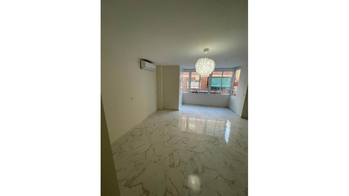 Venta - Apartment - Torrevieja - Torrevieja Centro