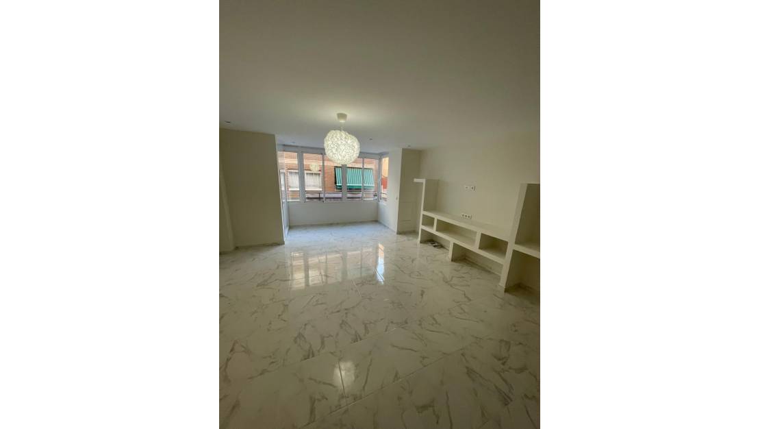 Venta - Apartment - Torrevieja - Torrevieja Centro