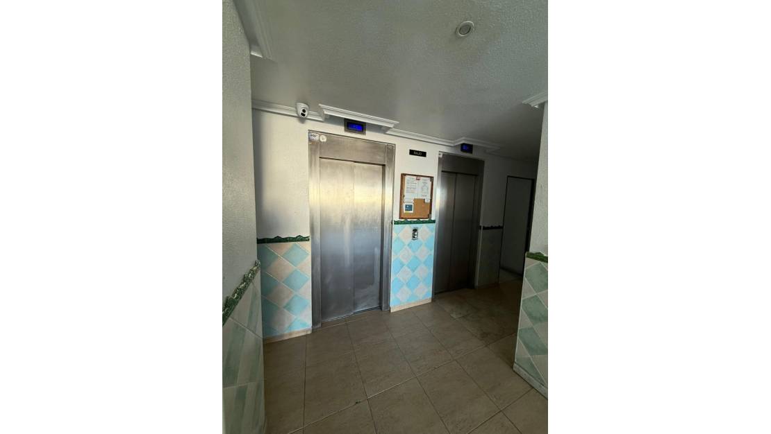 Venta - Apartment - Torrevieja - Torrevieja Centro